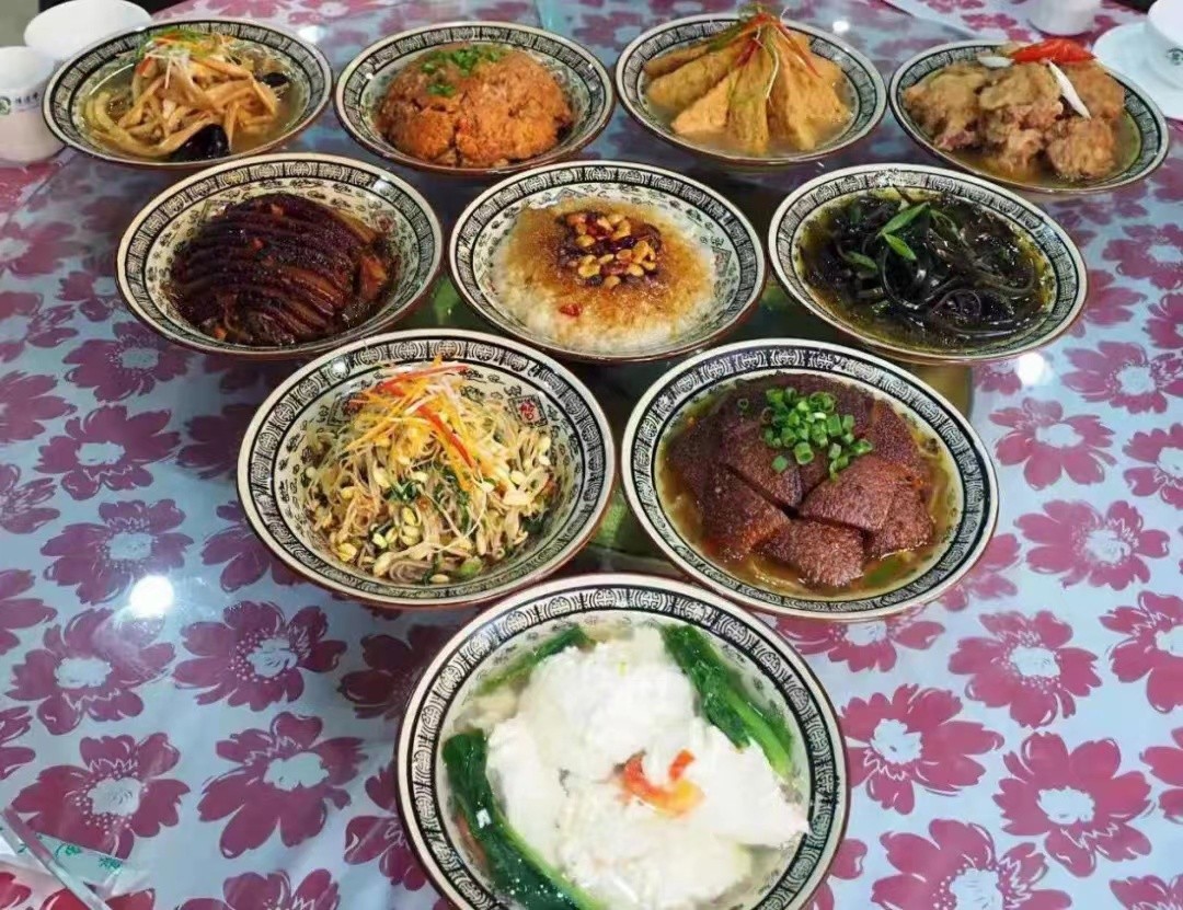 新疆回族宴席九碗三行子，330元一桌真材实料，宴请好友最佳招待-品味新疆-品味新疆-哔哩哔哩视频